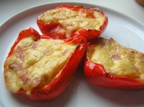 Omletas paprikoje