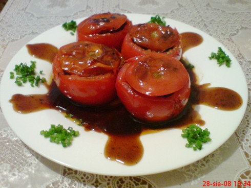 Įdaryti pomidorai
