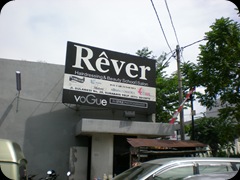 Rever Sekolah Potong Rambut & Make Up 2315