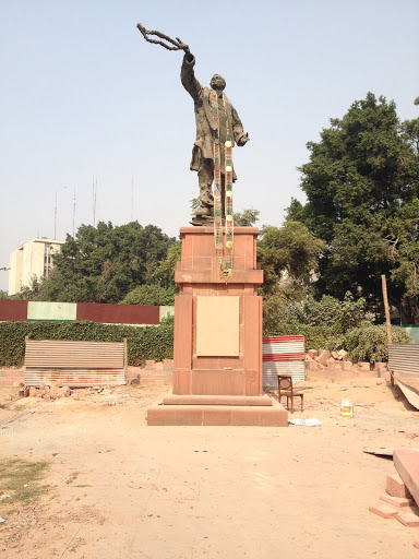 Statue of Rajiv Gandhi, Delhi