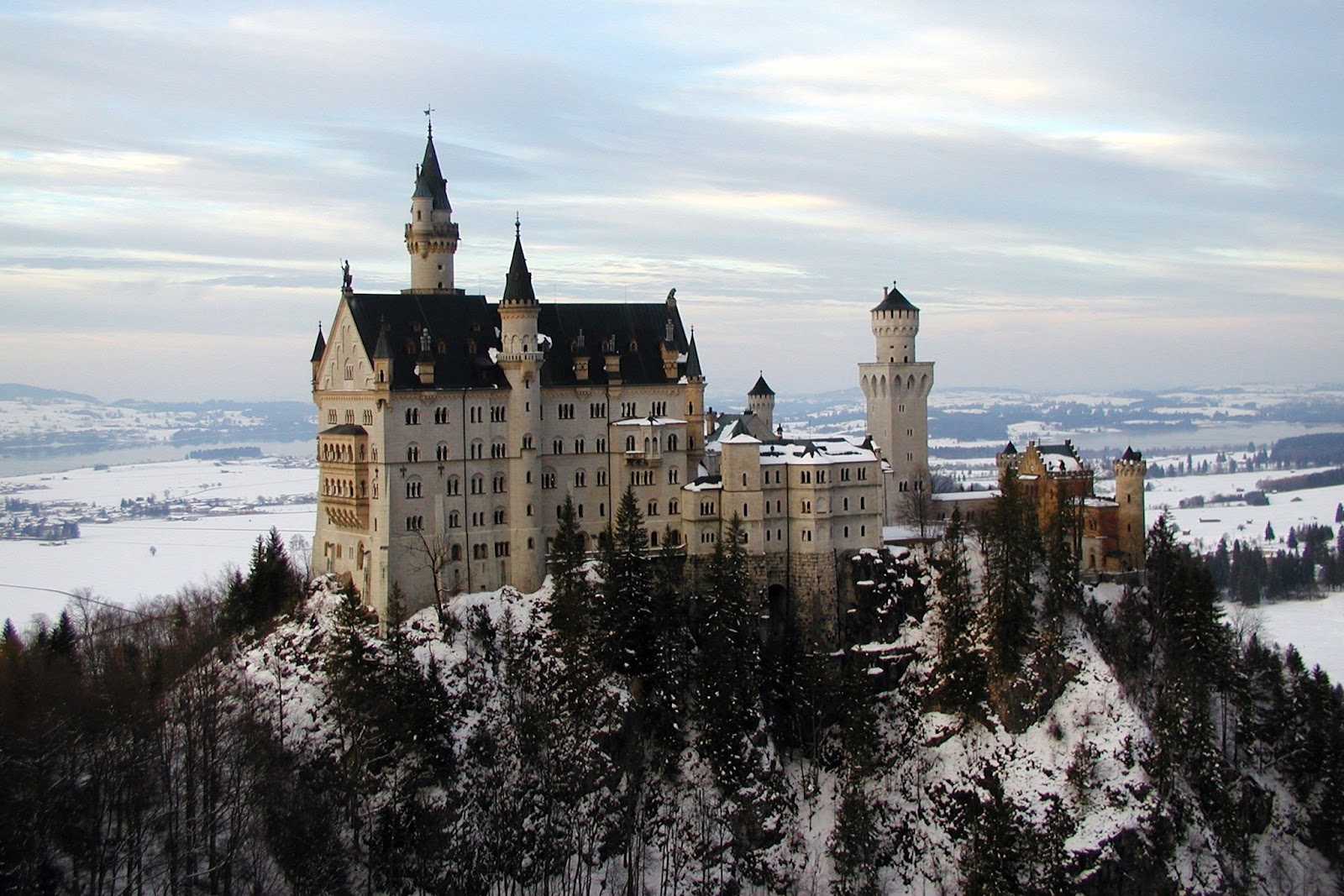 [GermanCastles295.jpg]