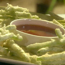 Tempura String Beans with Dipping Sauce