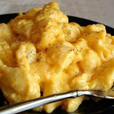 Debbie Claire's Cheesy Crock Pot Macaroni and Cheese