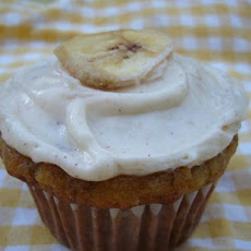 Banana Cupcakes With Honey-Cinnamon Frosting