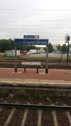 Gare RER Blanc Mesnil