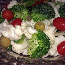 Italian Marinated Cauliflower and Broccoli Salad