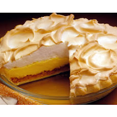 Traditional Peanut Butter Pie