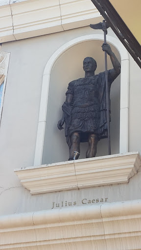Julius Caesar Statue 