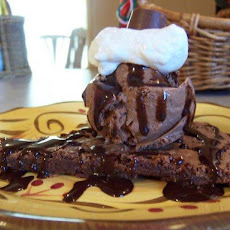 Candy Bar Dessert Pizza