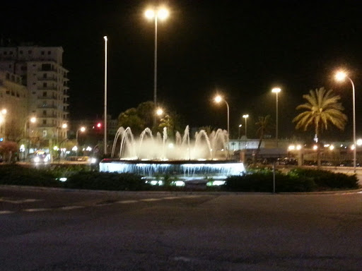 Fuente Plaza Sevilla