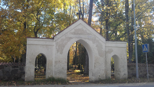 Põltsamaa Cementry Gate