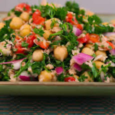 Garbanzo and Tuna Salad with Red Peppers and Parsley