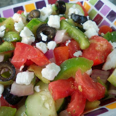 Horiatiki Salata: Greek Salad
