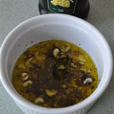 Olive Oil Dip for Italian Bread