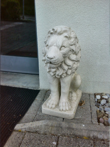 Door Guard Lion