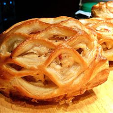 Mediterranean Puff Pastry Chicken