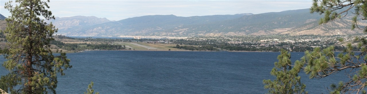 [PentictonPano 1280 x 330[2].jpg]