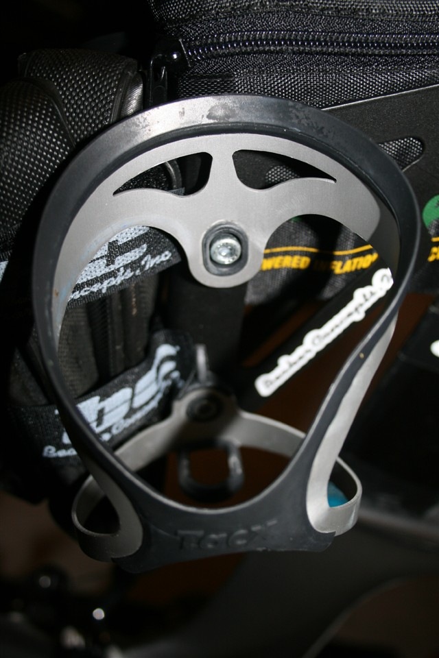 [IMG_8903 640 x 960[5].jpg]
