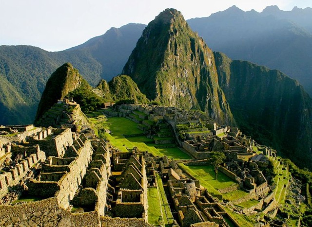 [Ciudadela Inca de Machu Picchu[5].jpg]