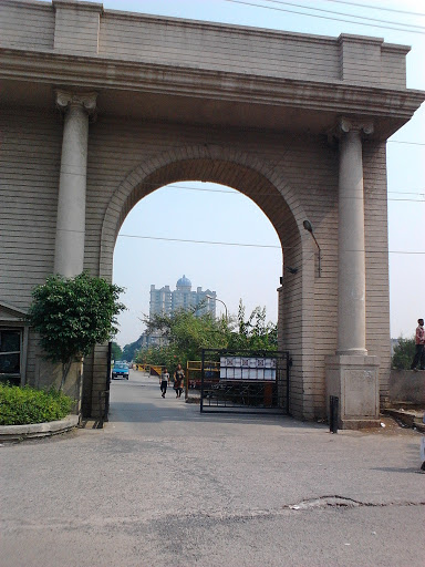 Sun City Entrance
