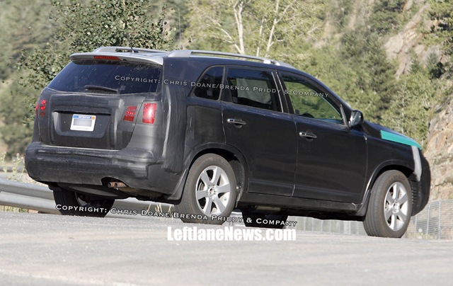 [kia-sorento-1-2[3].jpg]