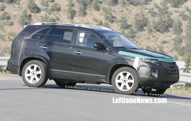 [kia-sorento-1-3[3].jpg]