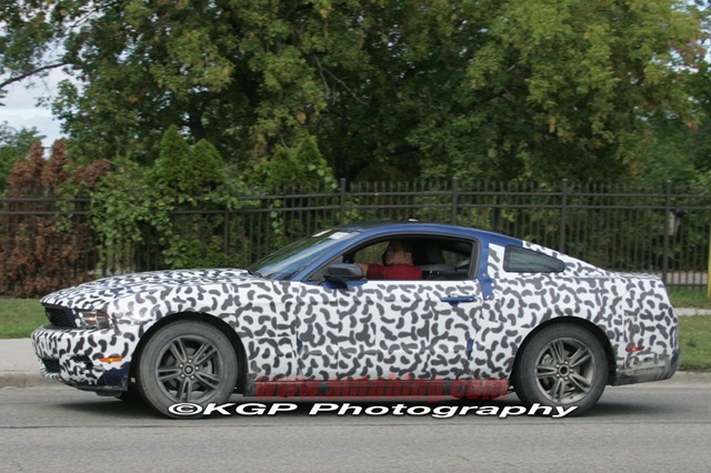 [07_mustangbasev6spy[5].jpg]