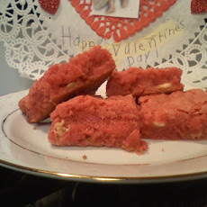 Strawberry Nesquik Brownies
