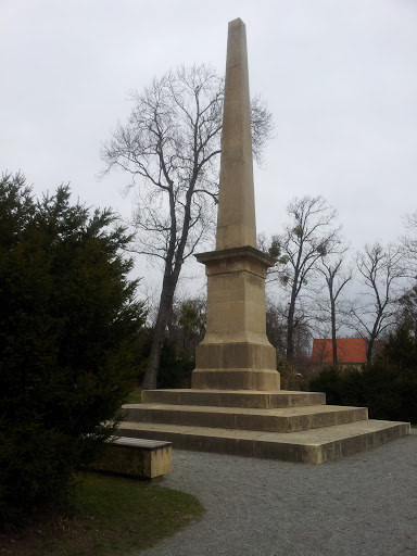 Nikolaus III Obelisk