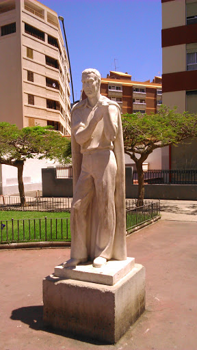 Estatua Tome Cano