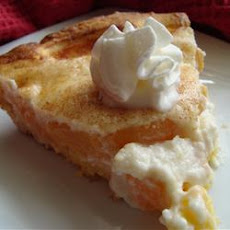 Award Winning Peaches and Cream Pie