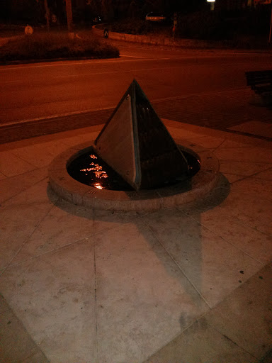 Solignano Nuovo - Fontana A Piramide