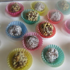 Super Easy Chocolate Truffles