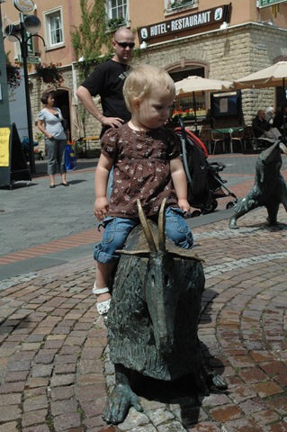 [DSC_74842.jpg]