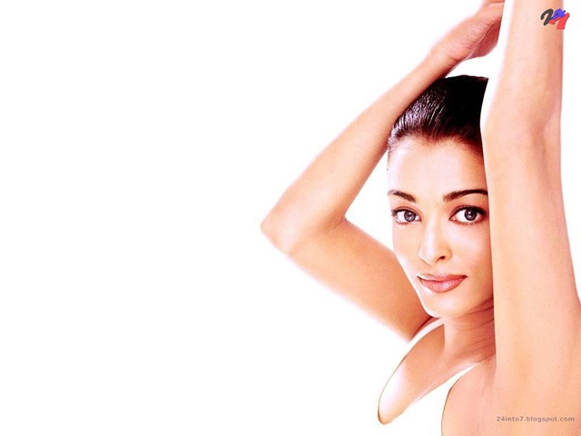 [Aishwarya[7].jpg]