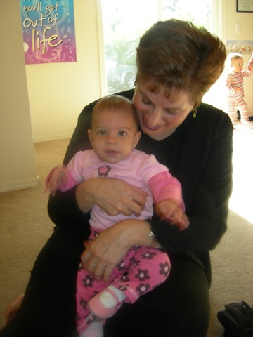 [Kindermusik with Yaya 001[3].jpg]