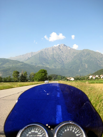 http://lh4.ggpht.com/shimo50/SGYgYHTVBxI/AAAAAAAAB9Y/IncTTVE7r-I/IMG_6053.JPG?imgmax=576