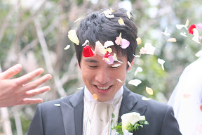 ウェディングのフラワーシャワーの写真の撮り方の結婚