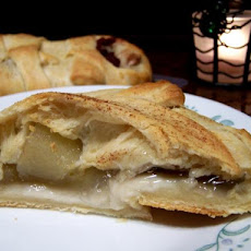 Mummy Loaf Filled With Fall Apples