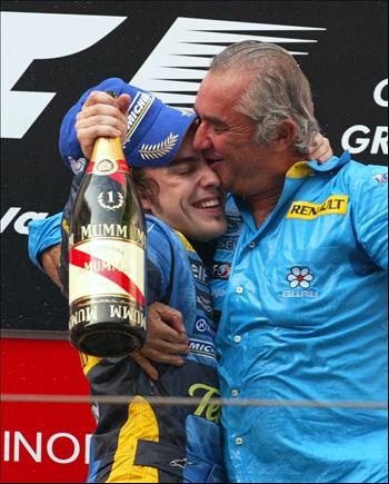 [Alonso-and-Flavio-Briatone-2006_carracing.blogdrive.com.jpg[33].jpg]