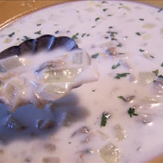 Meadow Club Clam Chowder-New England Style