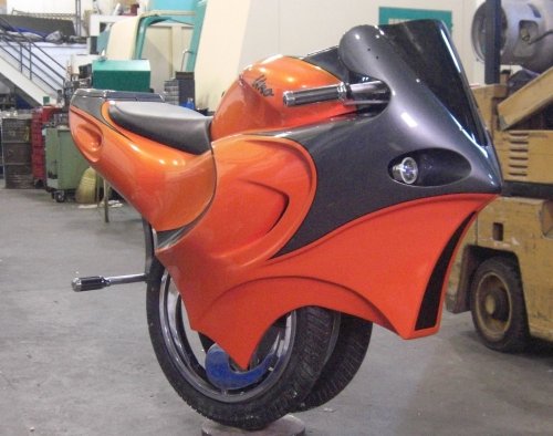 セグウェイ型電動バイク(The Uno)