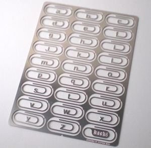 シート状で かつアルファベットなゼムクリップ。