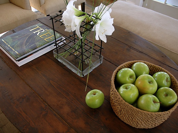 [coffeetable2[3].jpg]