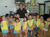 Mimi helped teach an English lesson at Josh's preschool