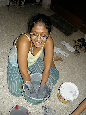 Mixing paint