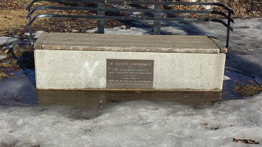 Memorial Bench to the Canadian Forces