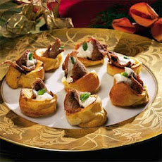 Mini Prime Ribs and Yorkshire Puddings