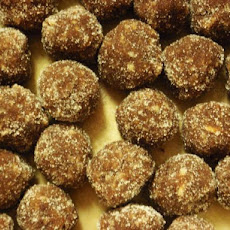 Holiday Rum Cookie Balls