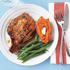 Apricot-Glazed Grilled Pork Chops